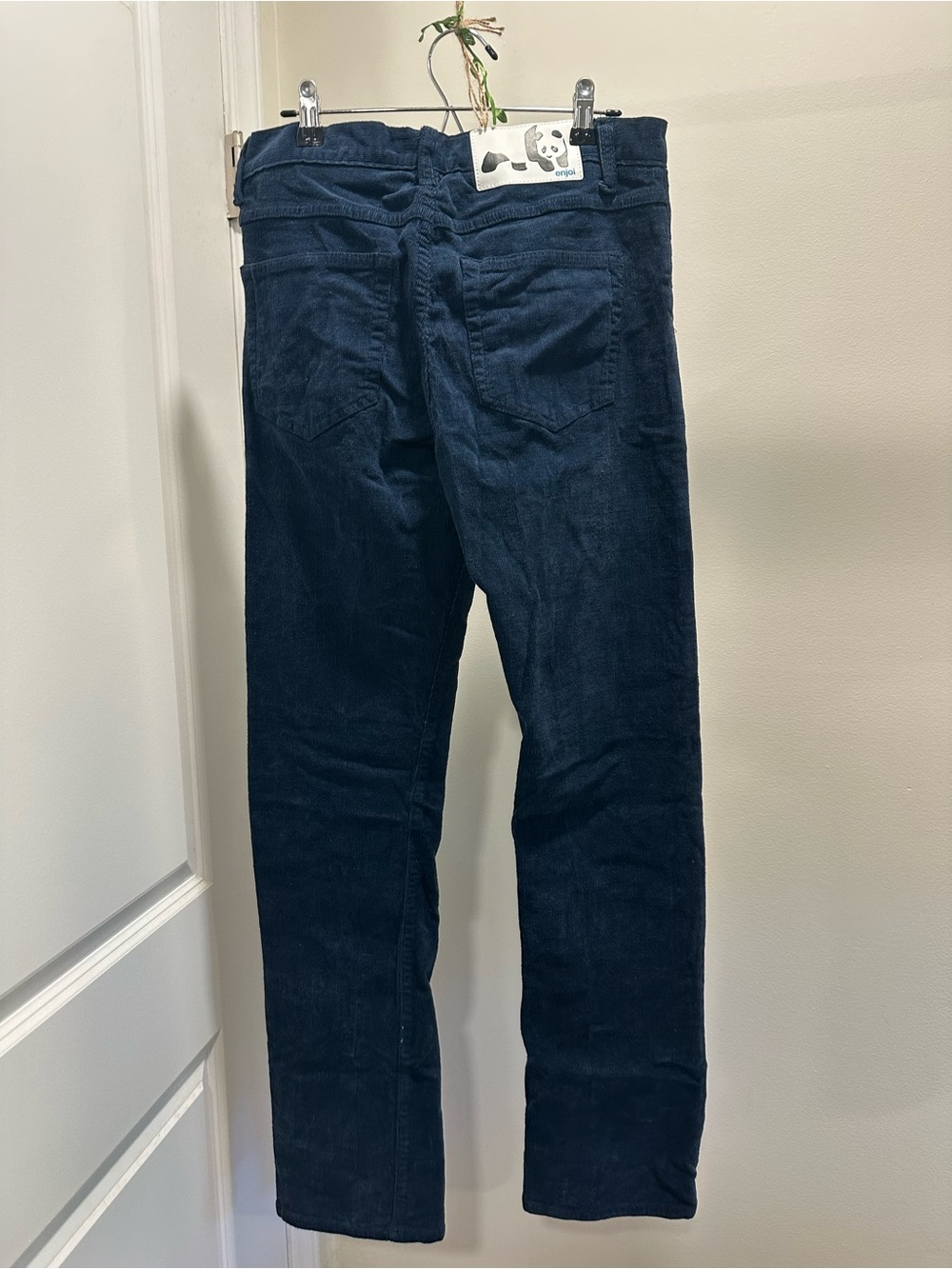 Men’s 35W | Y2K Era Enjoi Skateboards Fridays Slim Straight Corduroy Pants